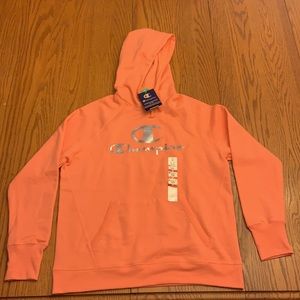 Champion NEW Women’s Hoodie. NWT.